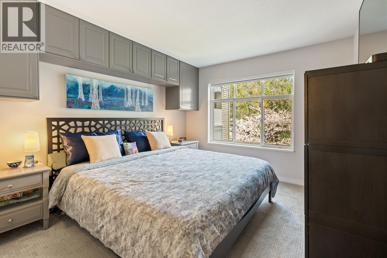 310 1428 PARKWAY BOULEVARD, Coquitlam