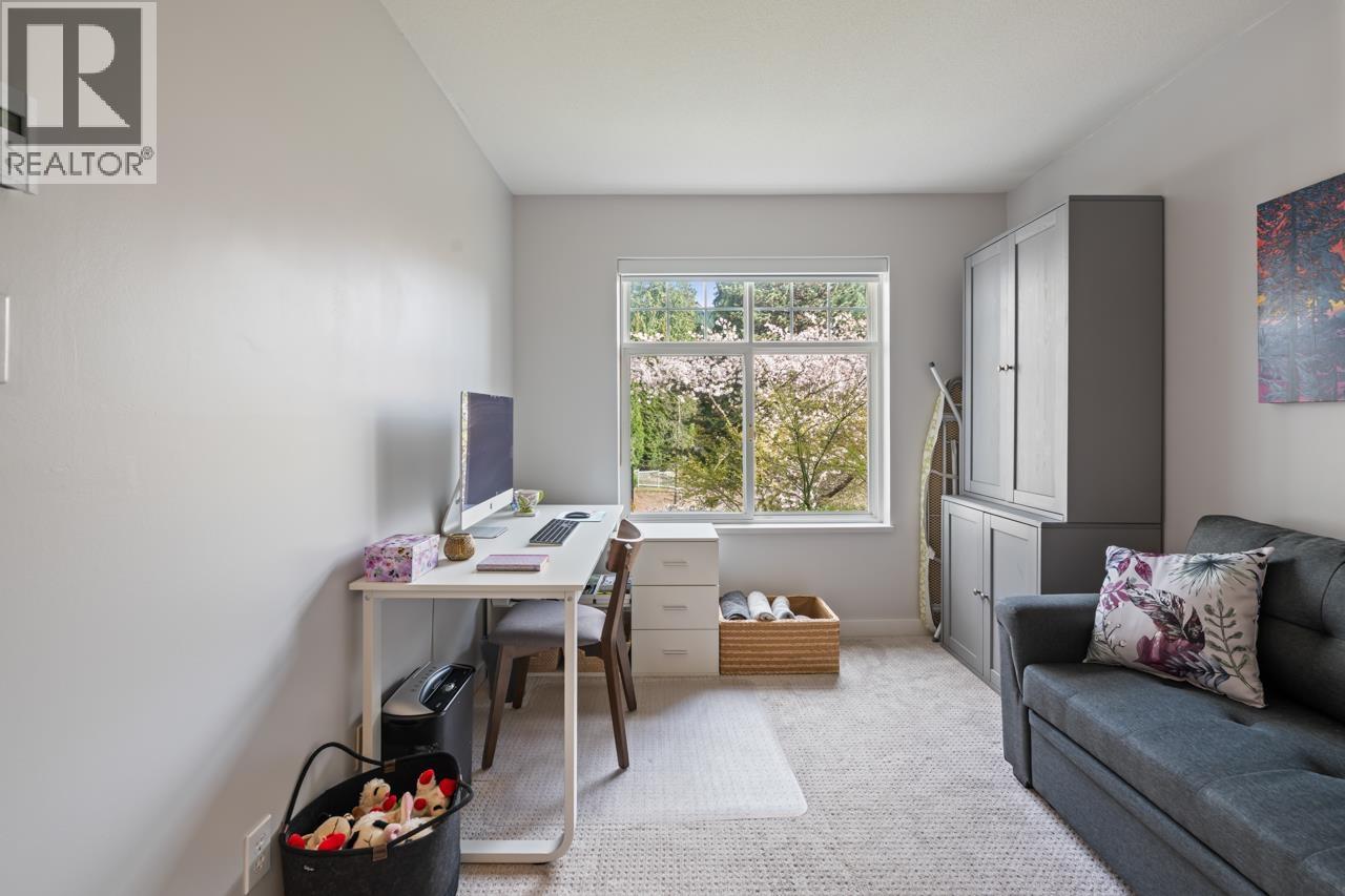 310 1428 PARKWAY BOULEVARD, Coquitlam