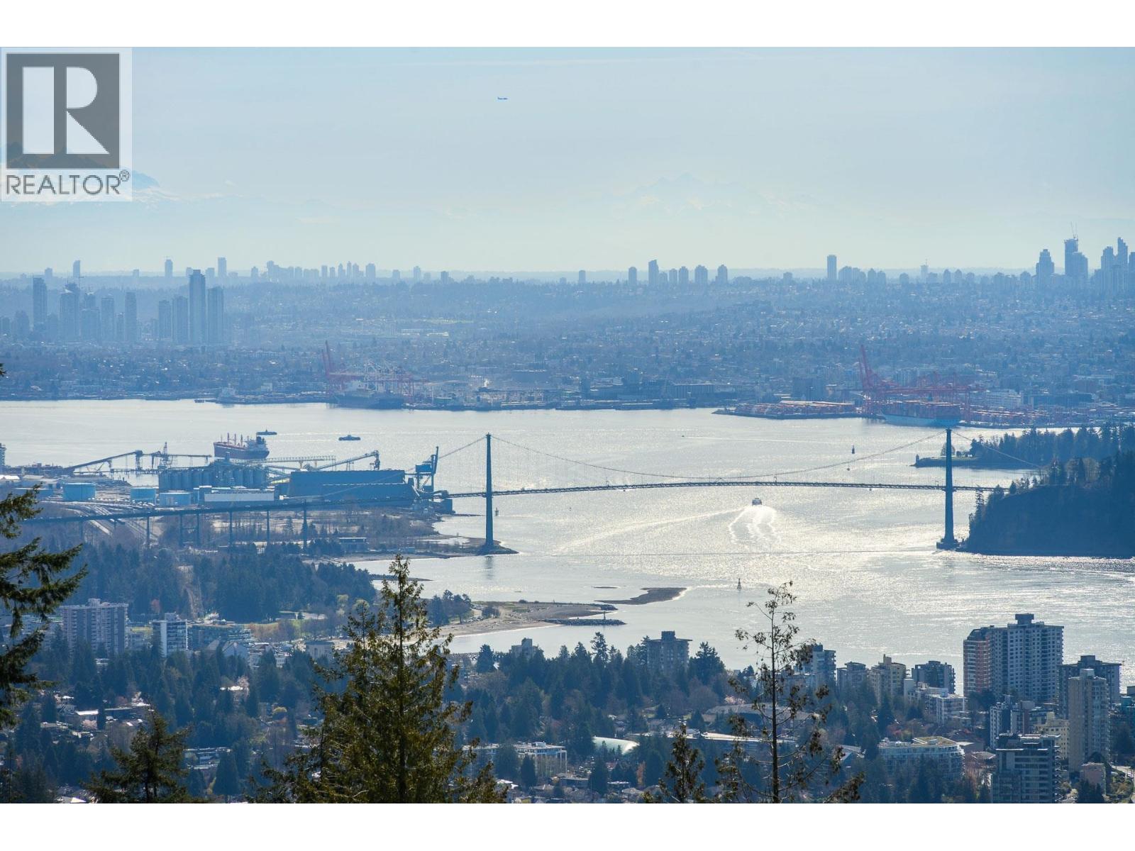 605 3963 UPLANDS WAY, West Vancouver