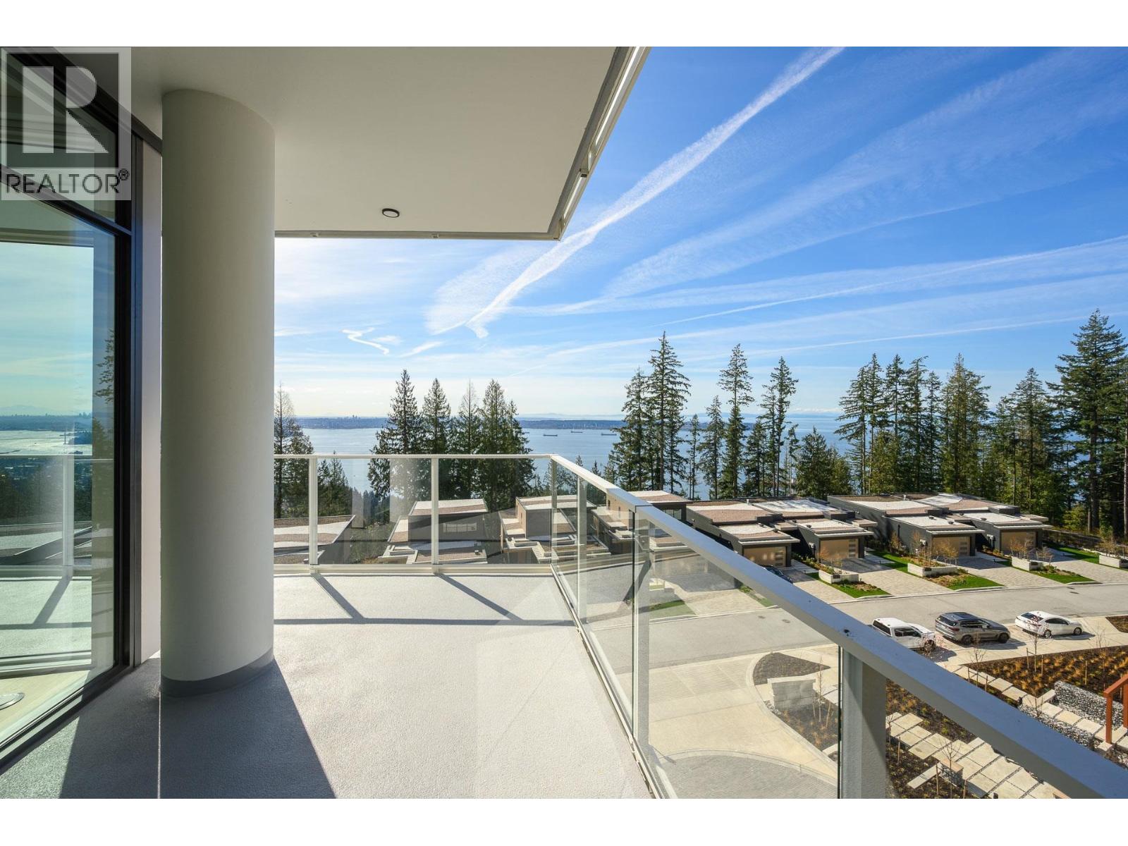 605 3963 UPLANDS WAY, West Vancouver