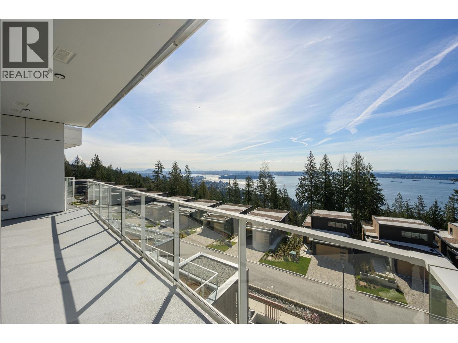 605 3963 UPLANDS WAY, West Vancouver