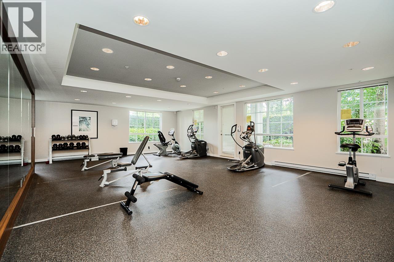 313 553 FOSTER AVENUE, Coquitlam