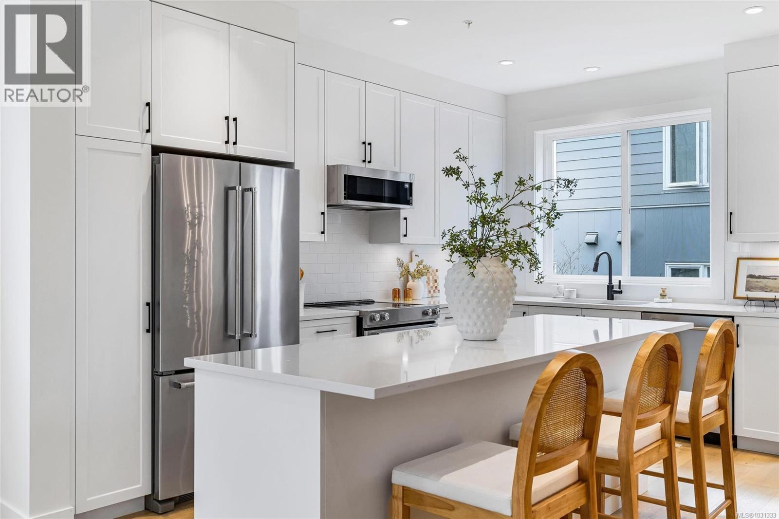 #4 10145 FIFTH ST - 11