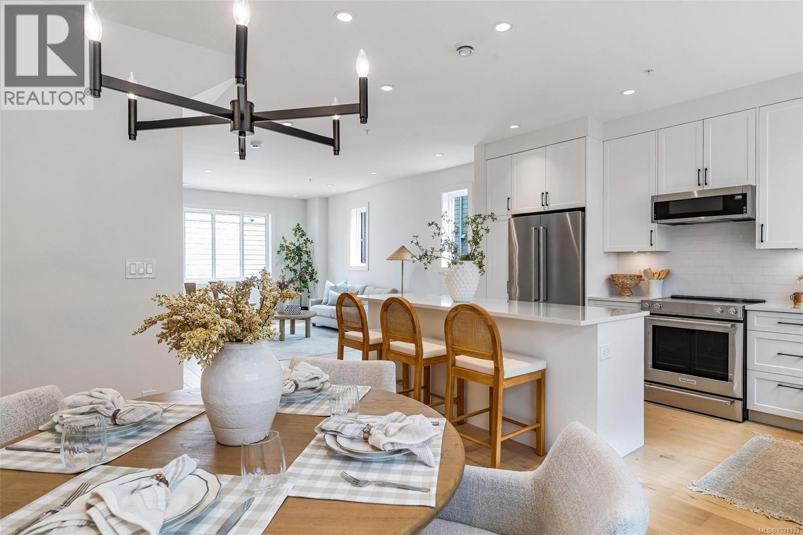 #4 10145 FIFTH ST - 15