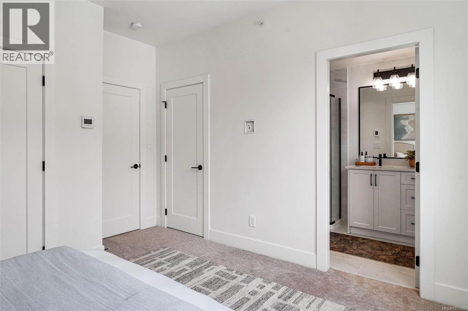 #4 10145 FIFTH ST - 21