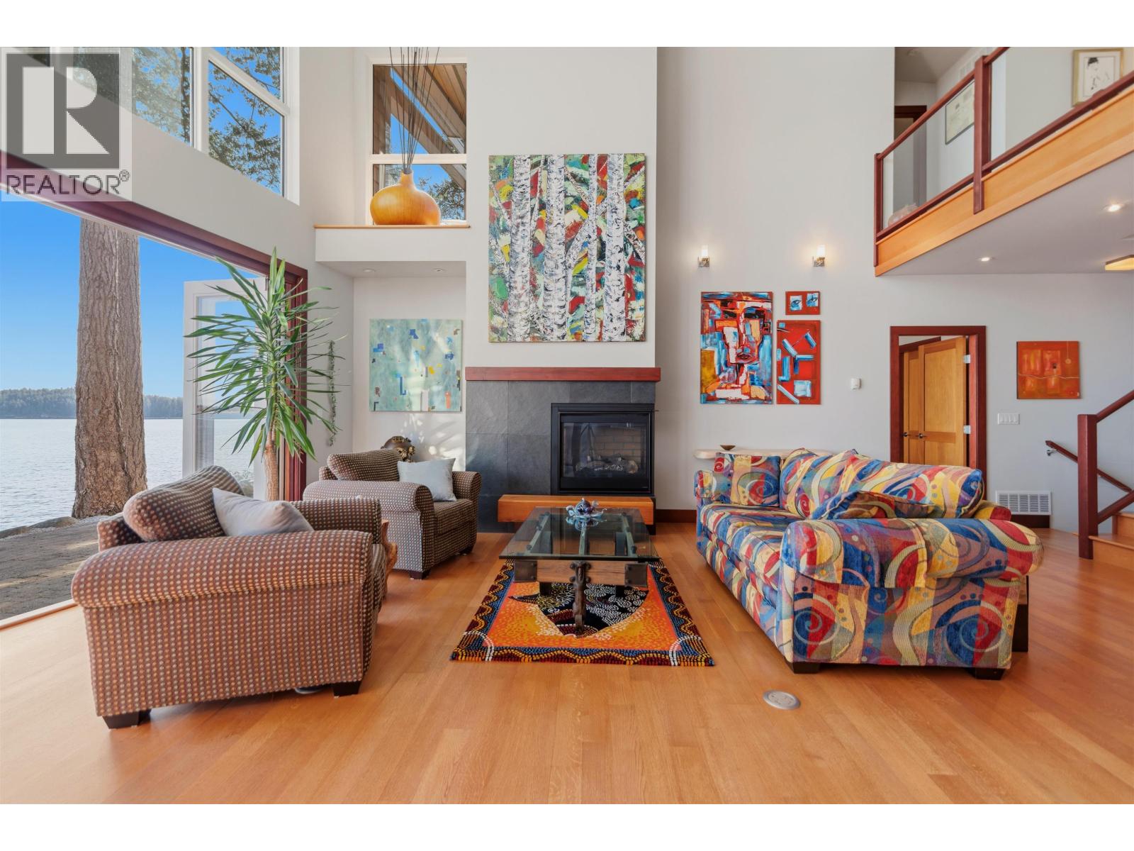 6085 SILVERSTONE LANE, Sechelt