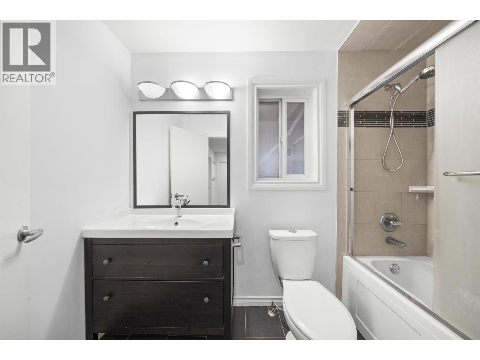 19489 115A AVENUE, Pitt Meadows