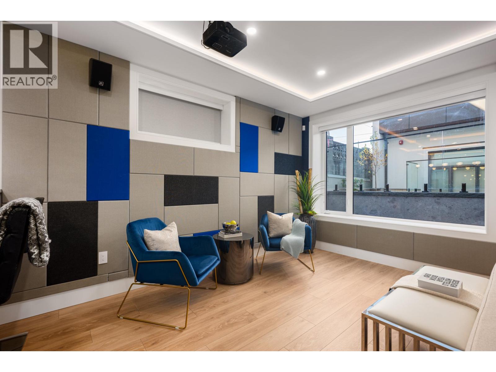 3711 W 24TH AVENUE, Vancouver