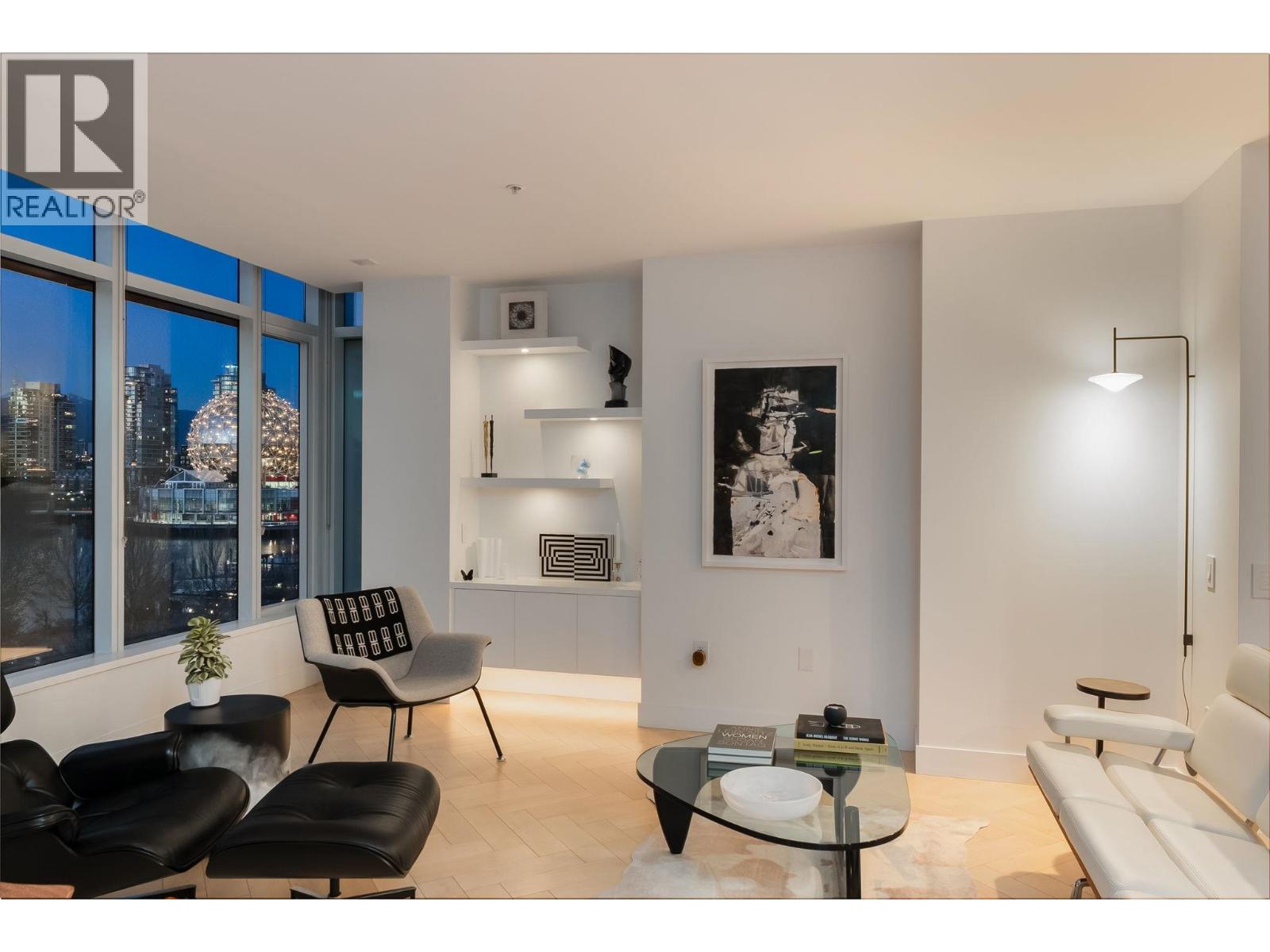 501 138 ATHLETES WAY, Vancouver