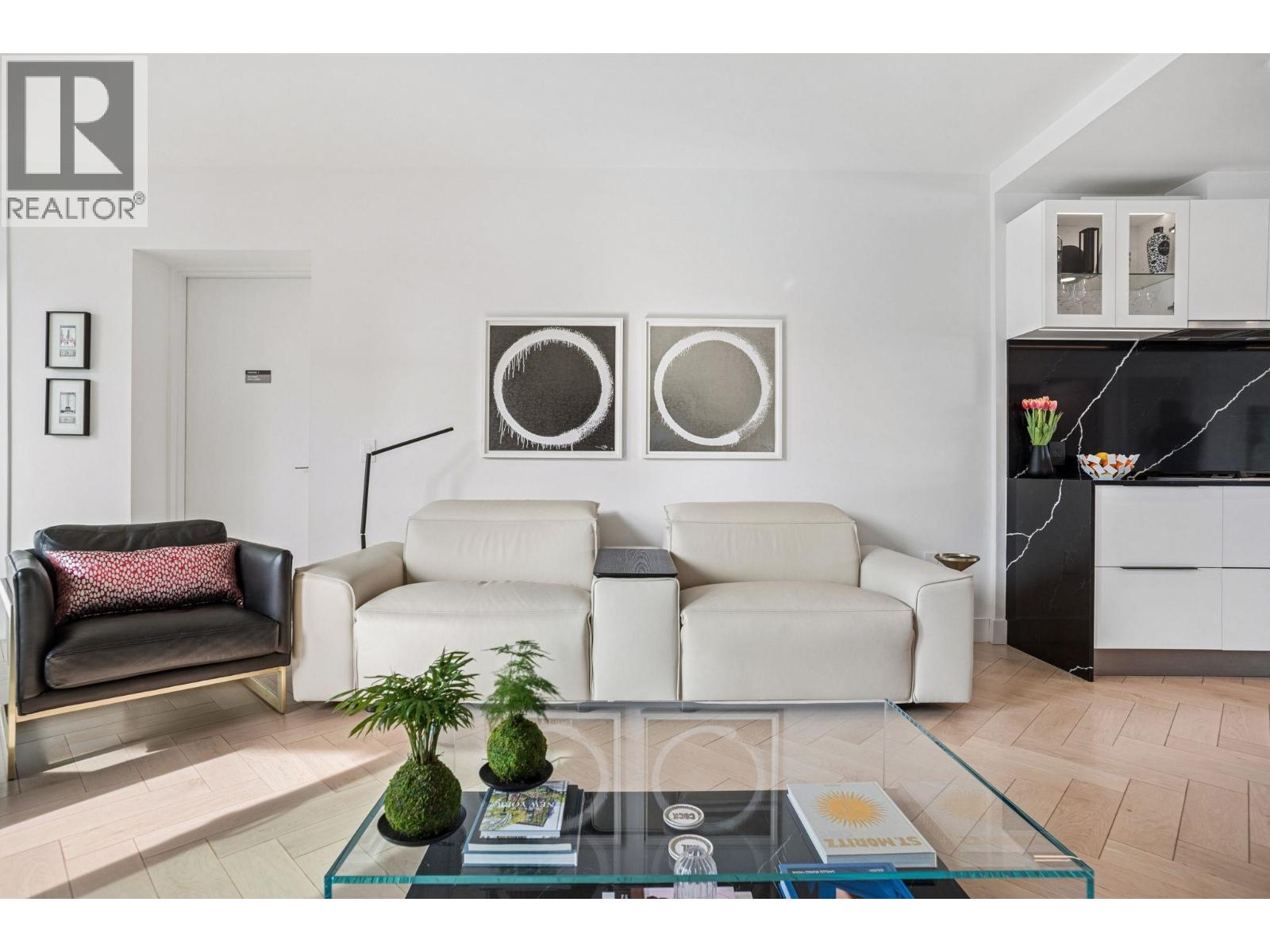 501 138 ATHLETES WAY, Vancouver