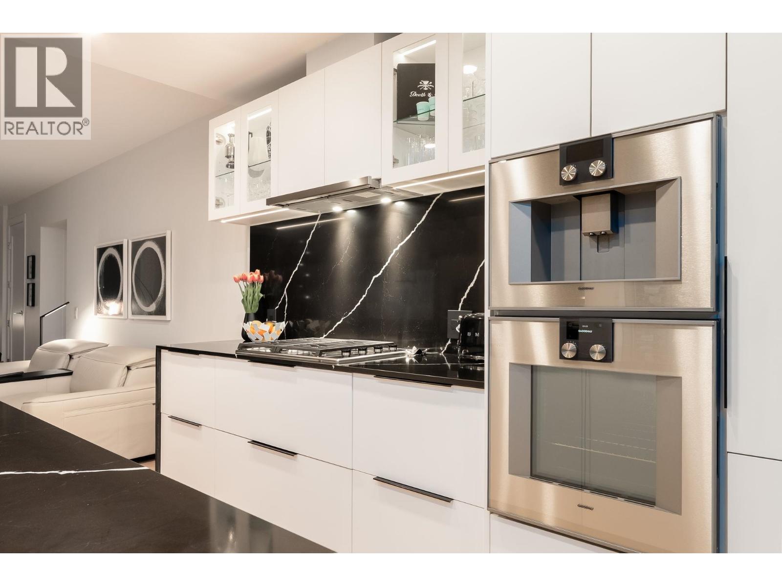 501 138 ATHLETES WAY, Vancouver