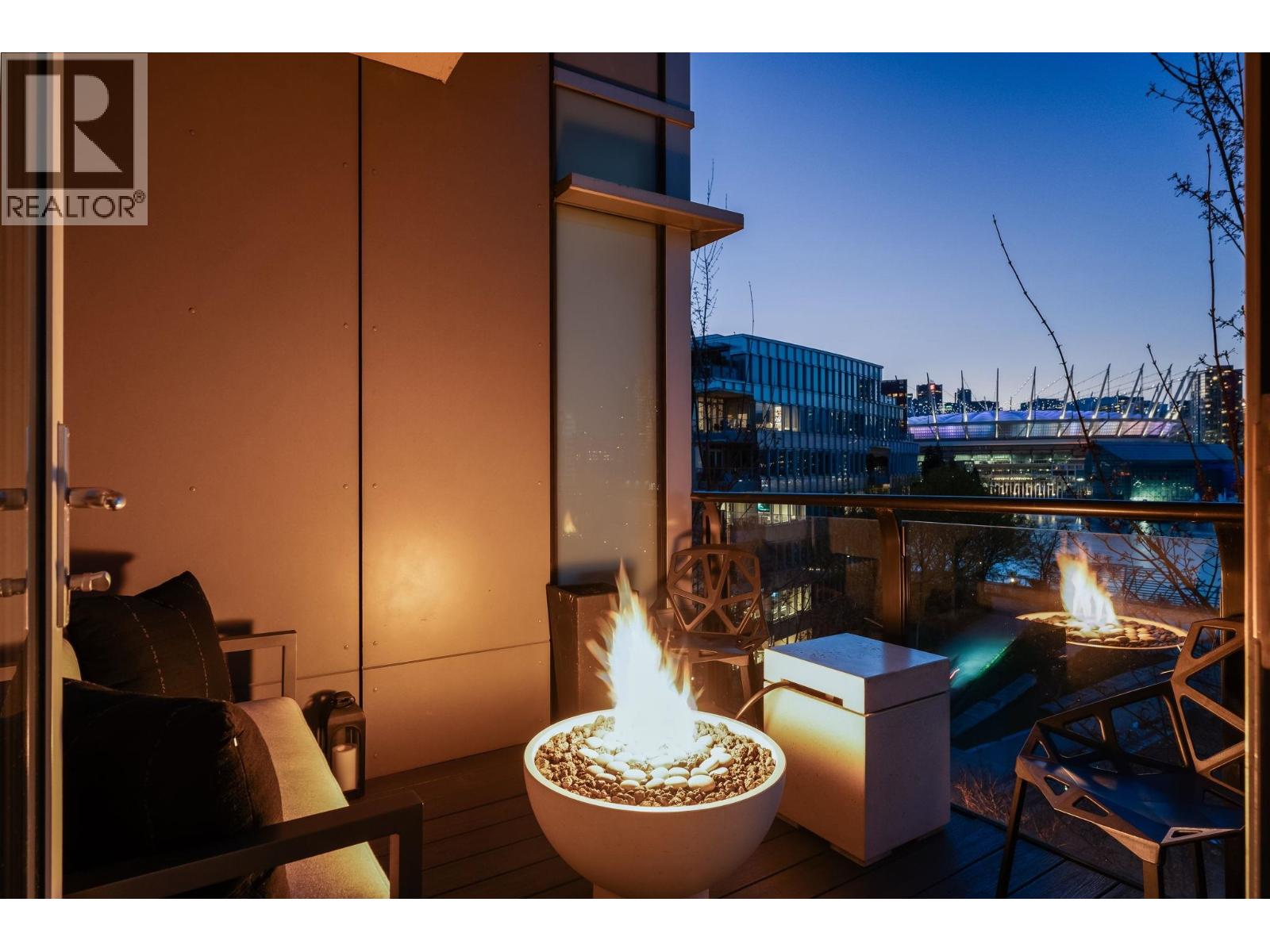 501 138 ATHLETES WAY, Vancouver