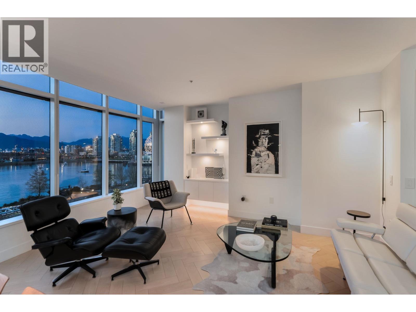 501 138 ATHLETES WAY, Vancouver