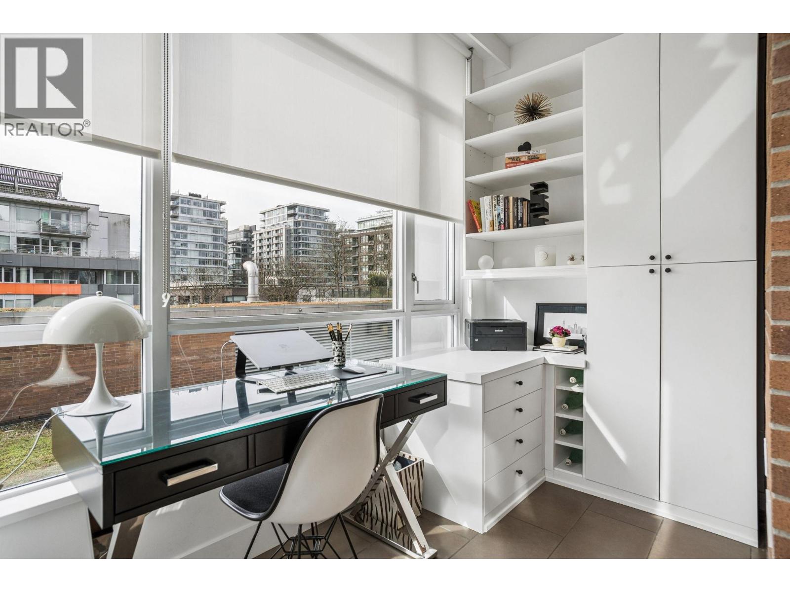 501 138 ATHLETES WAY, Vancouver