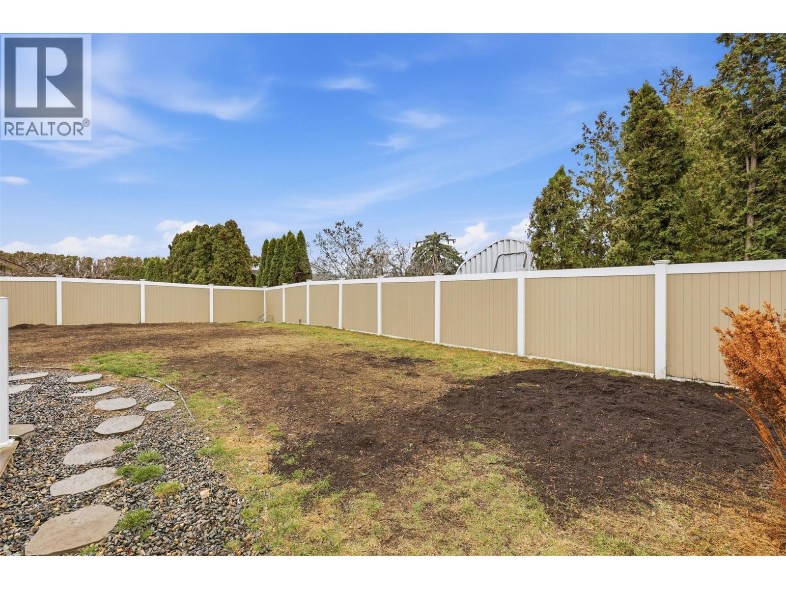 2569 CRESTLINE PLACE - 39