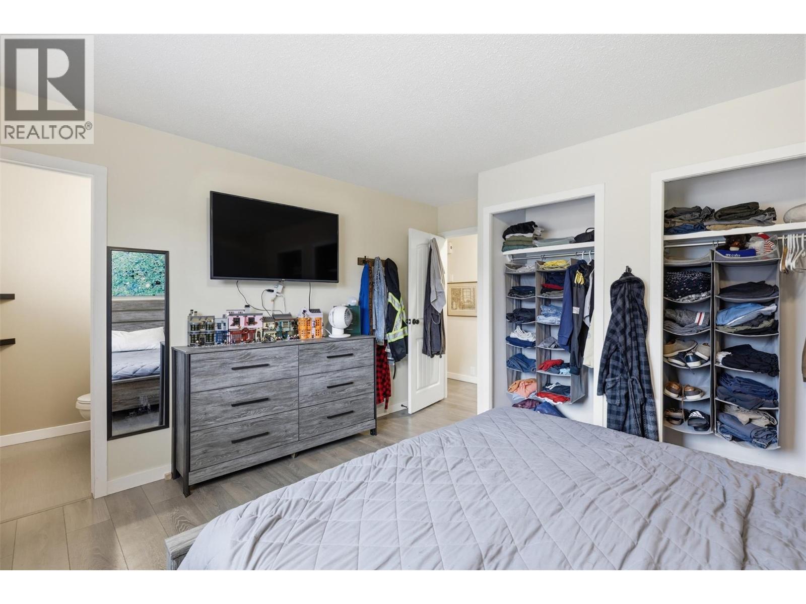 2569 CRESTLINE PLACE - 21