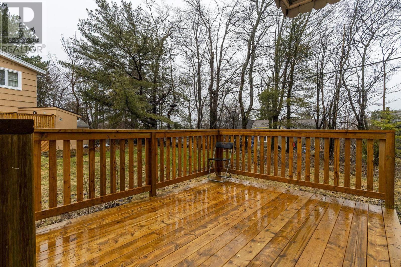 Property 27 of 30 of 7 Palisade Place