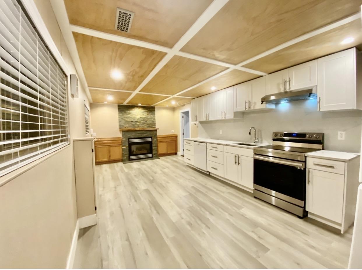 11010 86A Avenue - photo 2