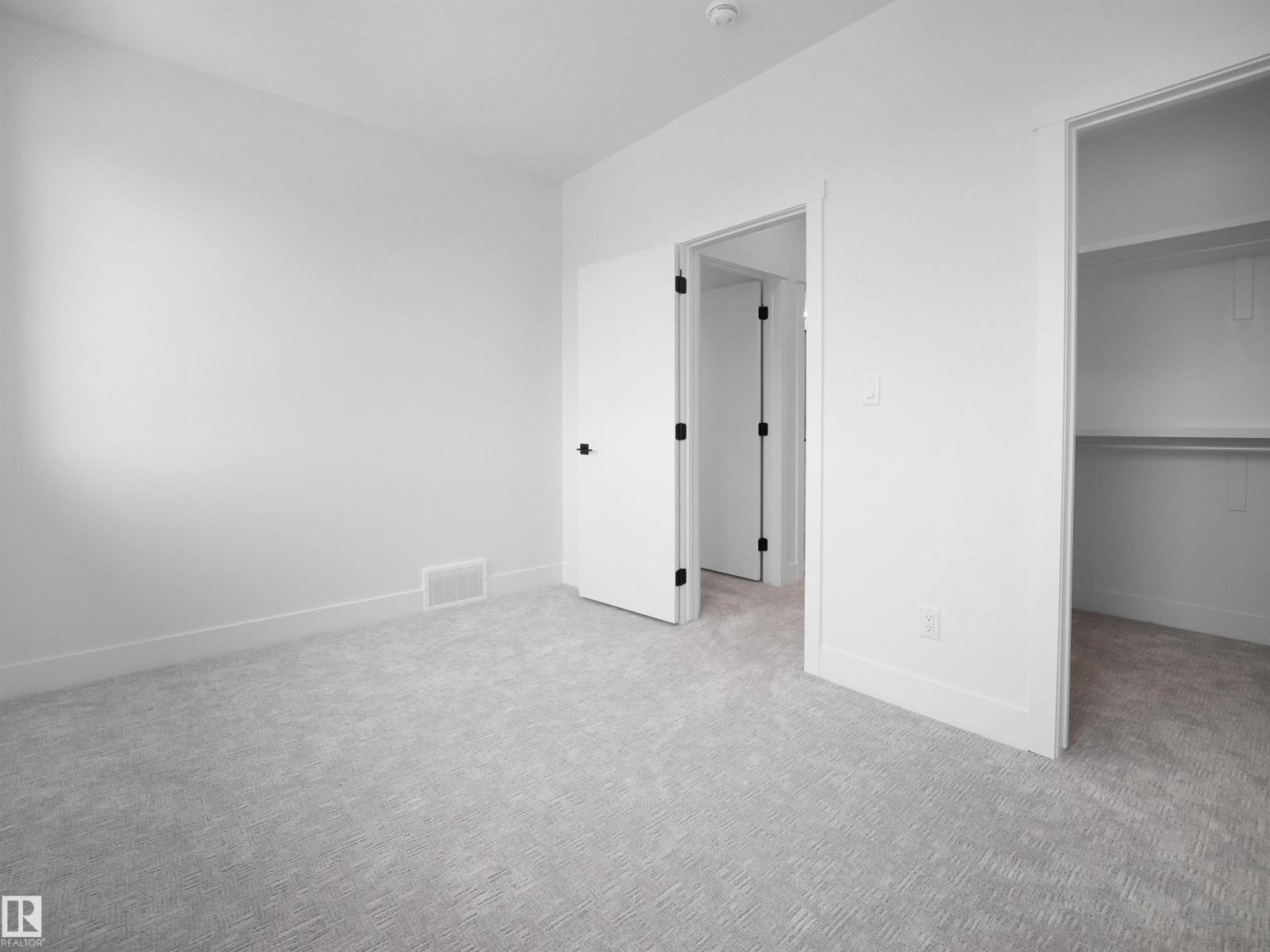 165 EDGEWATER CI — photo 41