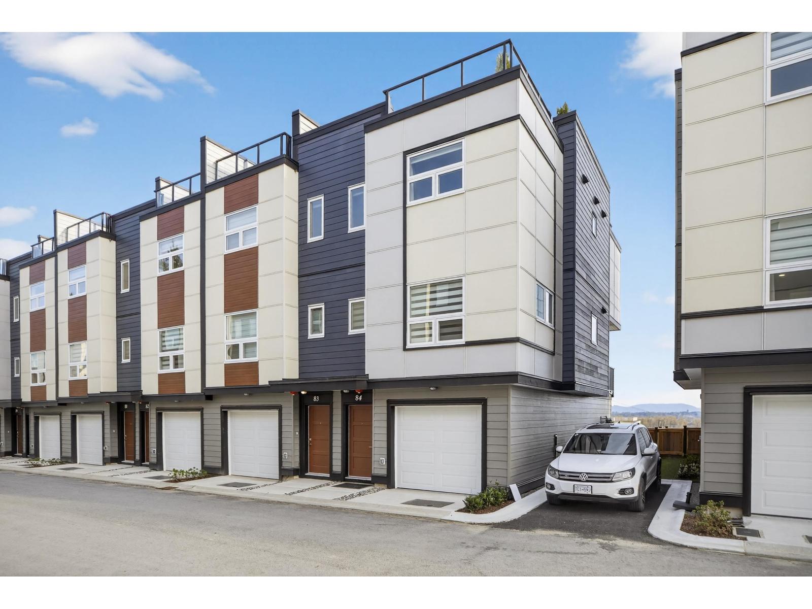 58 7381 PRESTON BOULEVARD, Mission