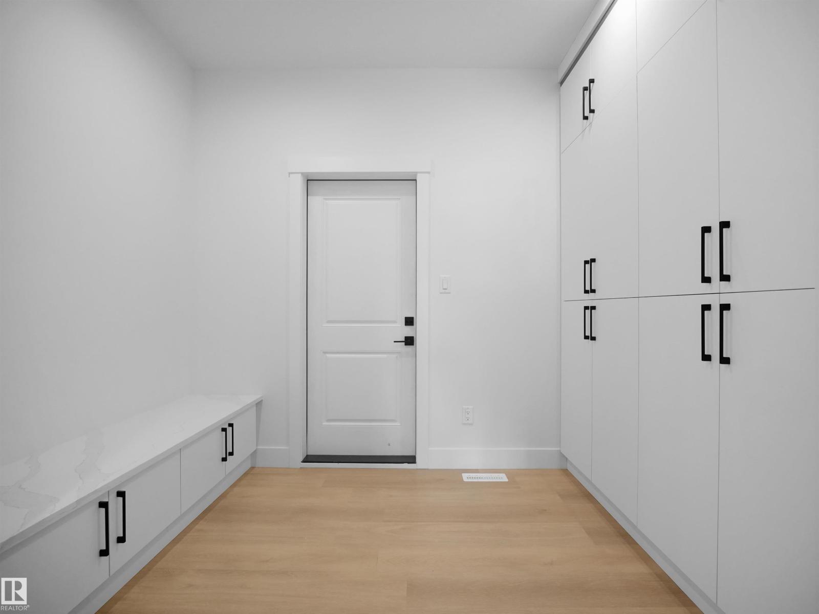 165 EDGEWATER CI — photo 11