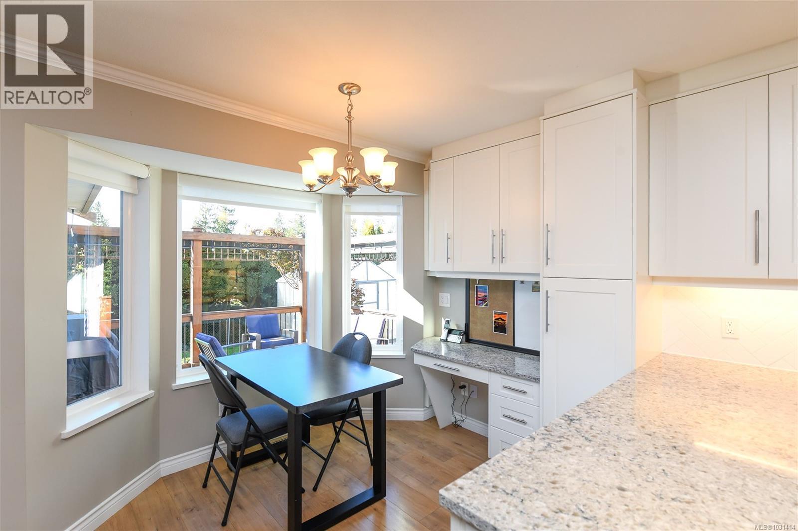 2175 Bolt Ave, Comox