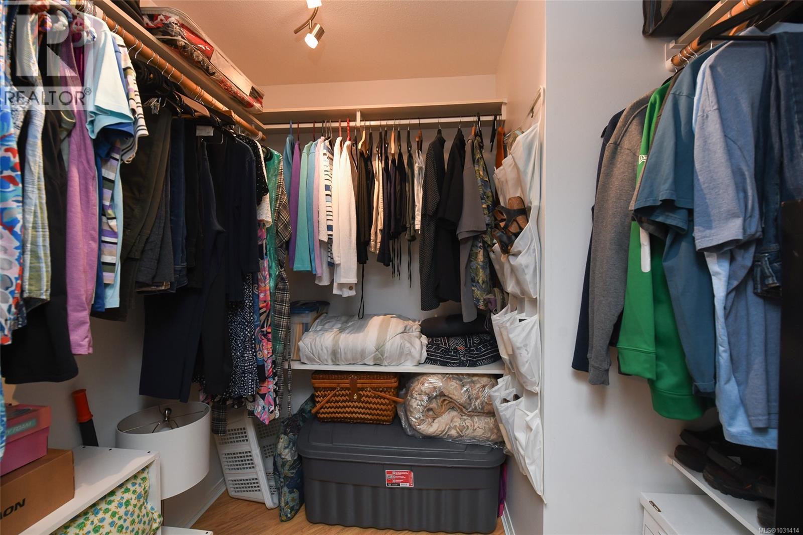 2175 Bolt Ave, Comox