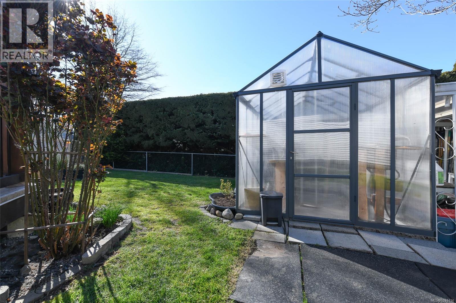 2175 Bolt Ave, Comox