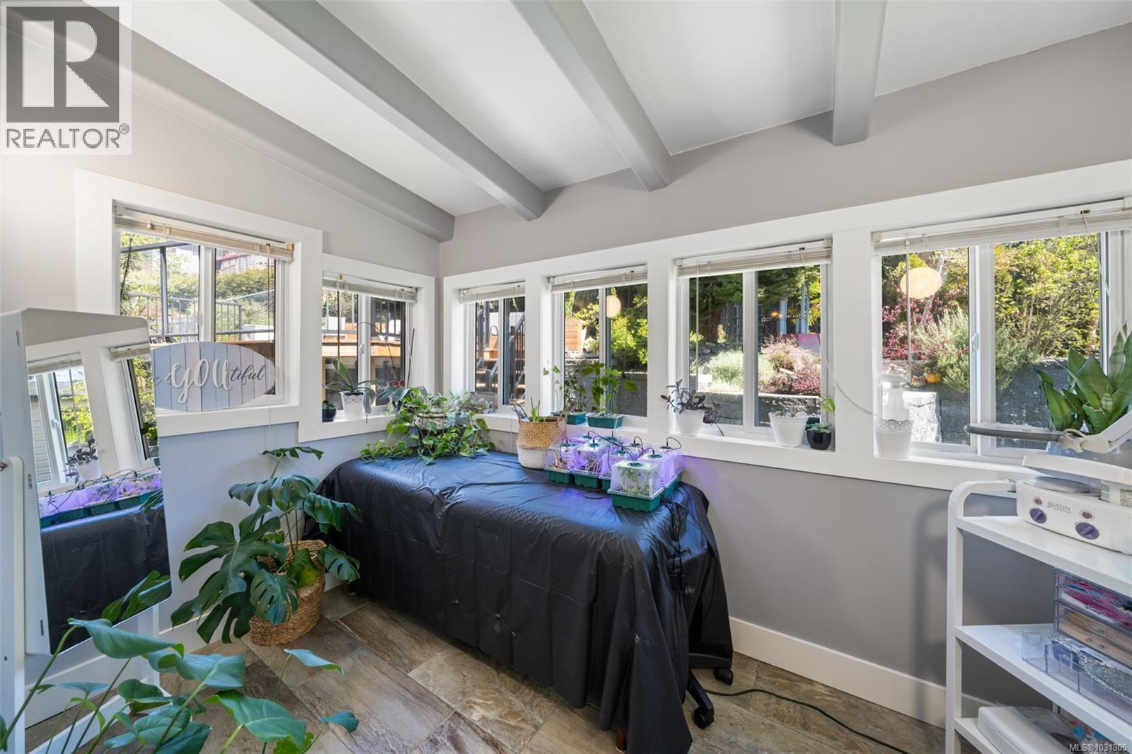 212 Cowichan Ave E, Lake Cowichan