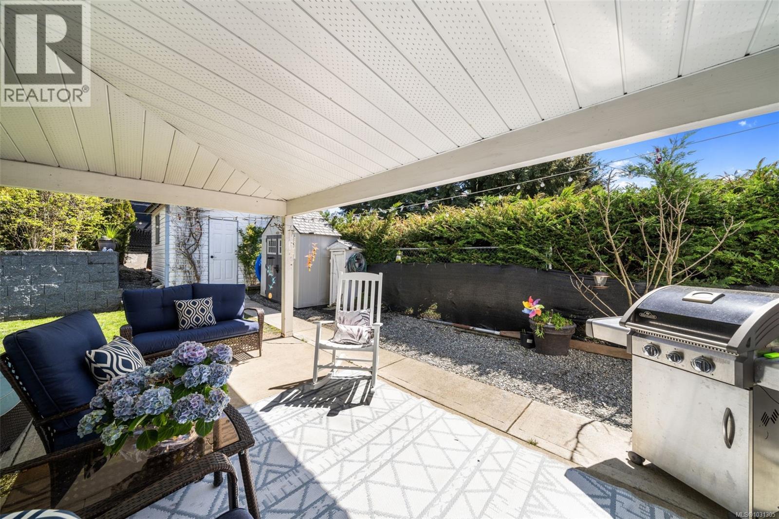 212 Cowichan Ave E, Lake Cowichan