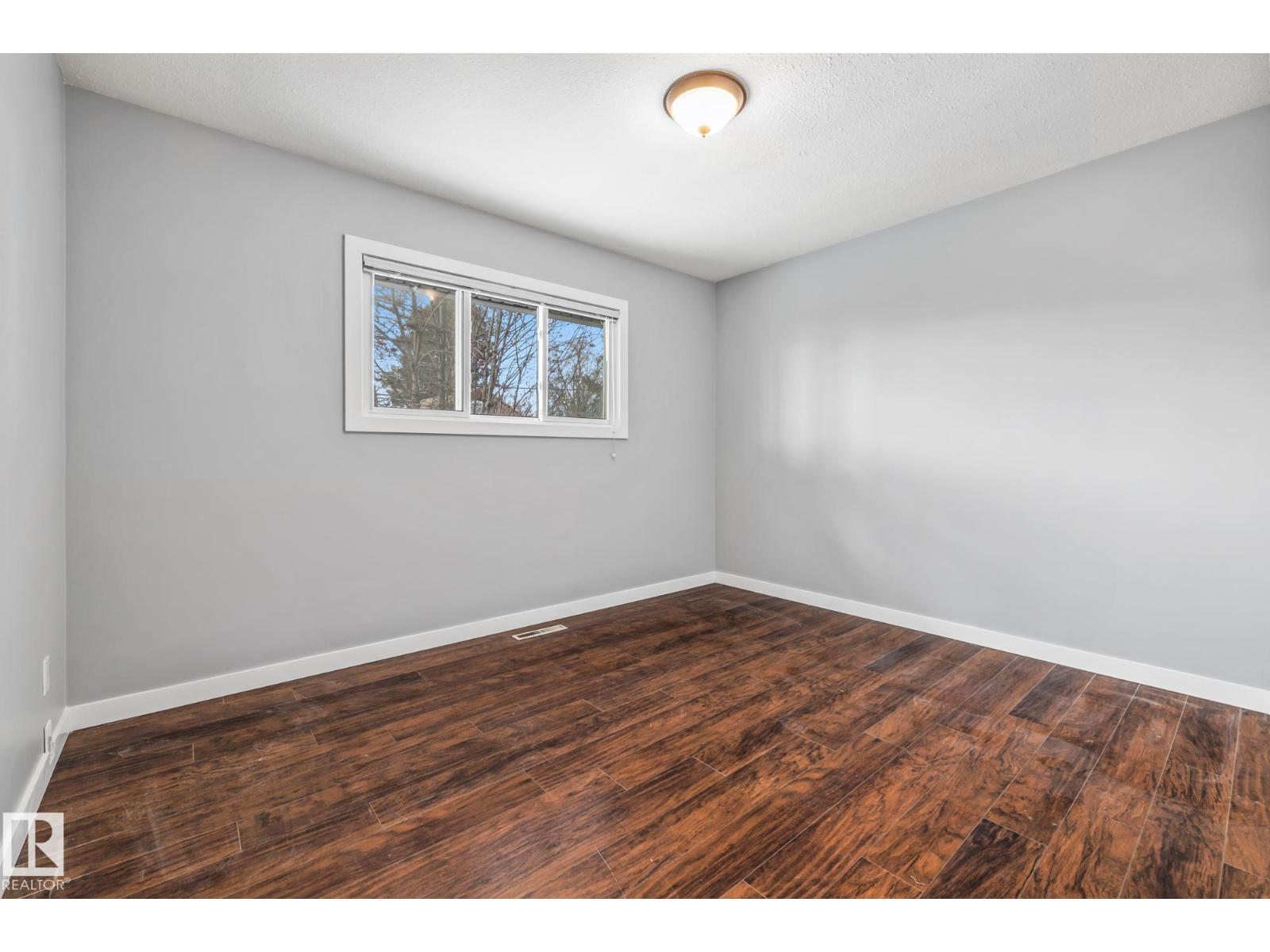 13608 137 ST NW, Edmonton