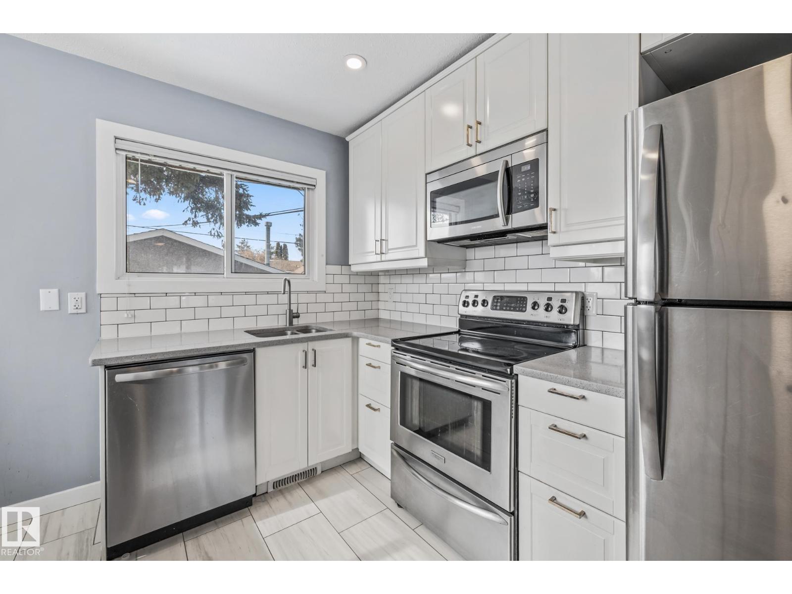 13608 137 ST NW, Edmonton