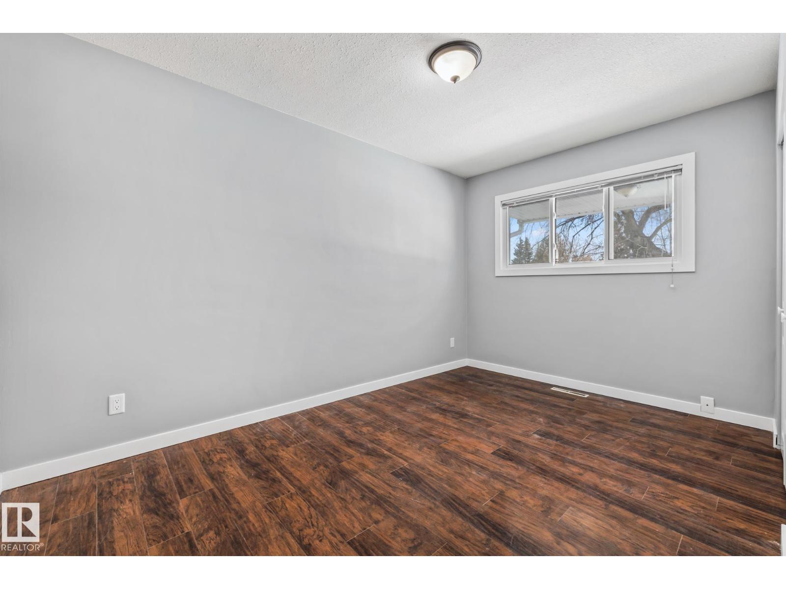 13608 137 ST NW, Edmonton