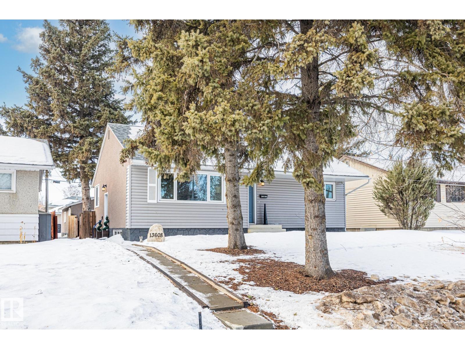 13608 137 ST NW, Edmonton