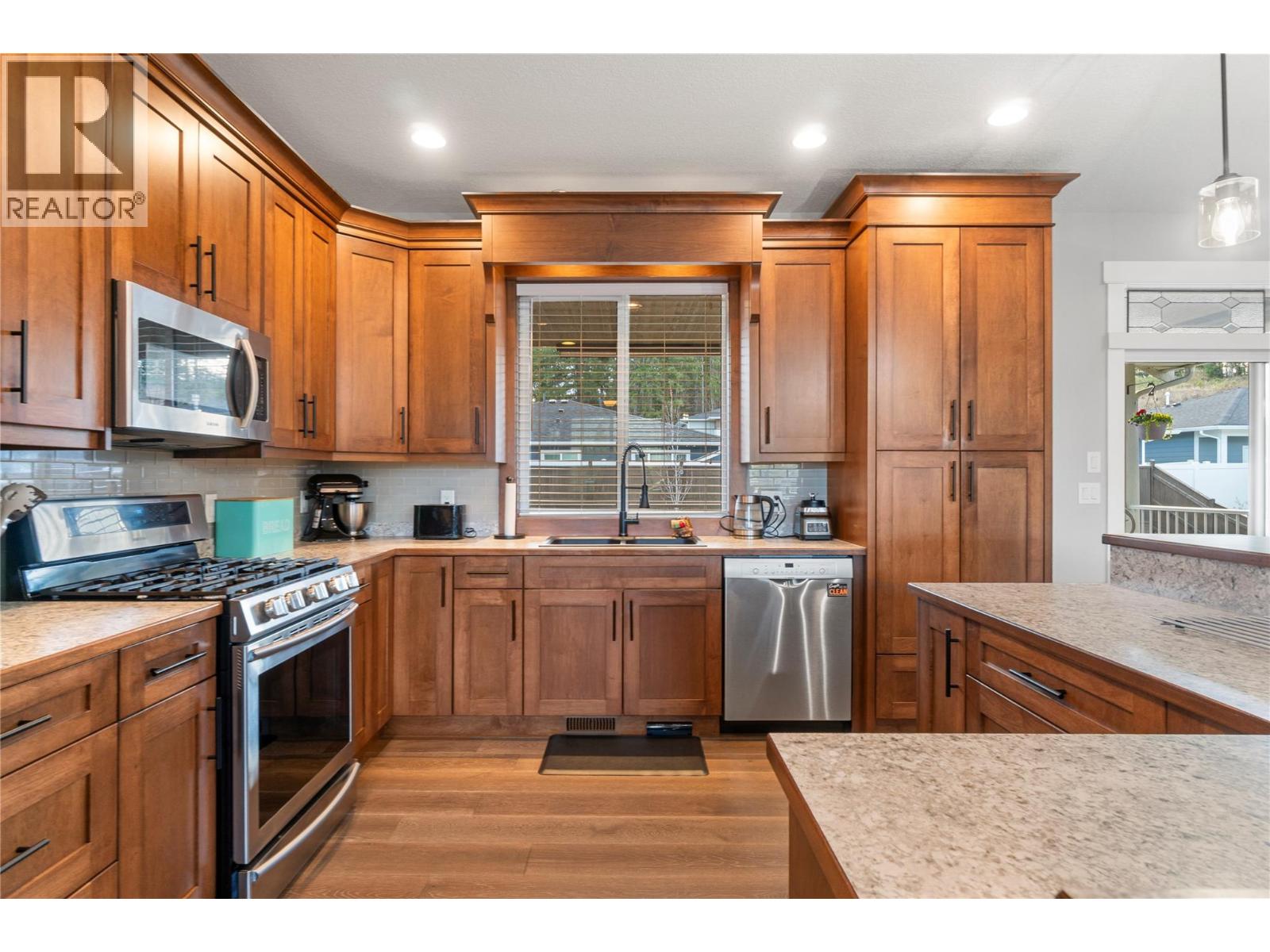 1120 24 Street SE - 10
