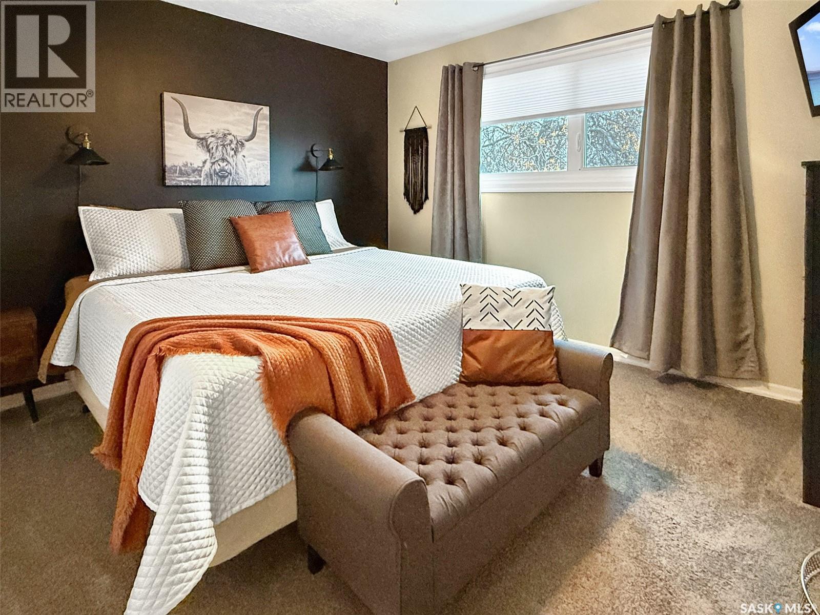 Single Family House for Sale in  th AVENUE NW Swift Current 