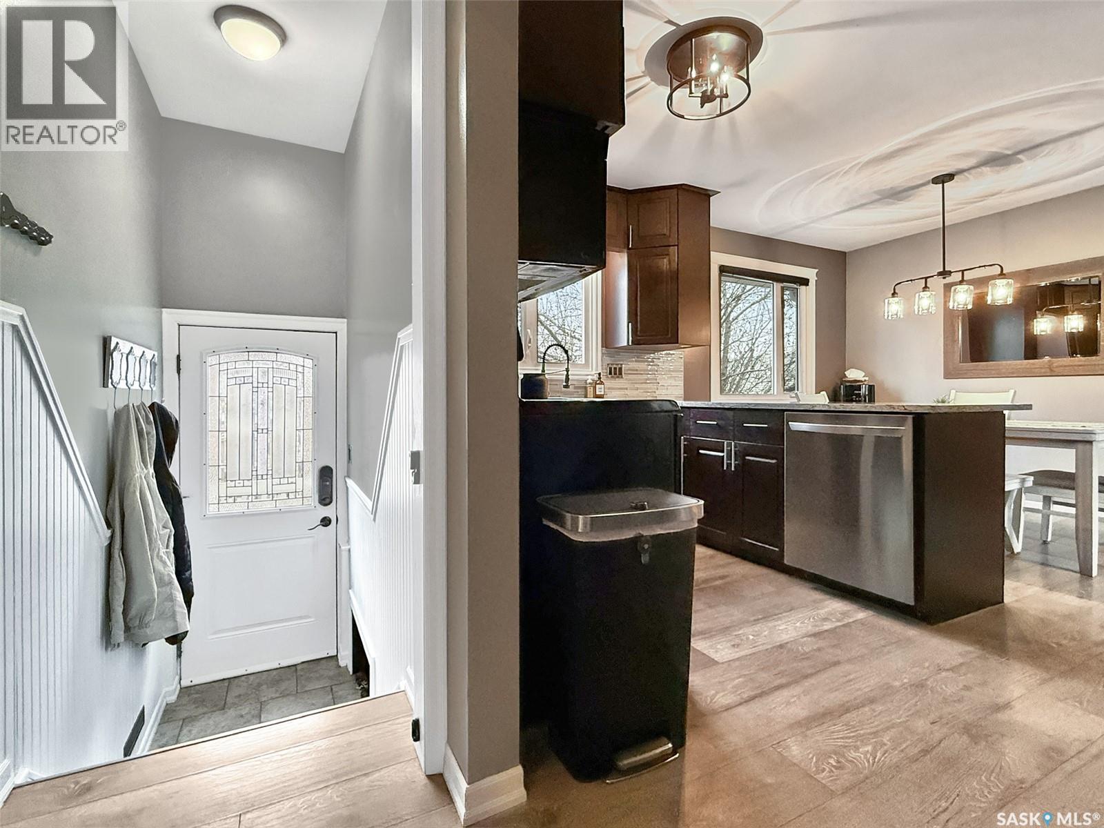 Single Family House for Sale in  th AVENUE NW Swift Current 