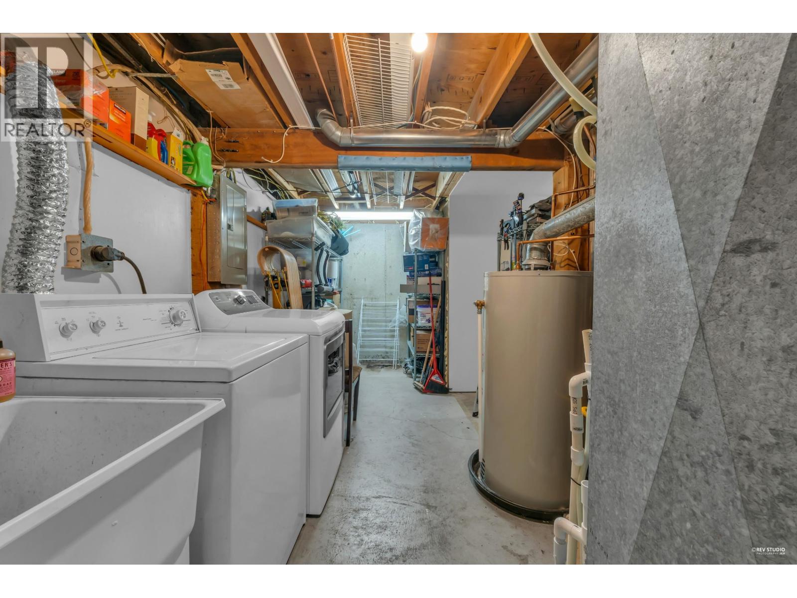 202 CARDIFF WAY, Port Moody