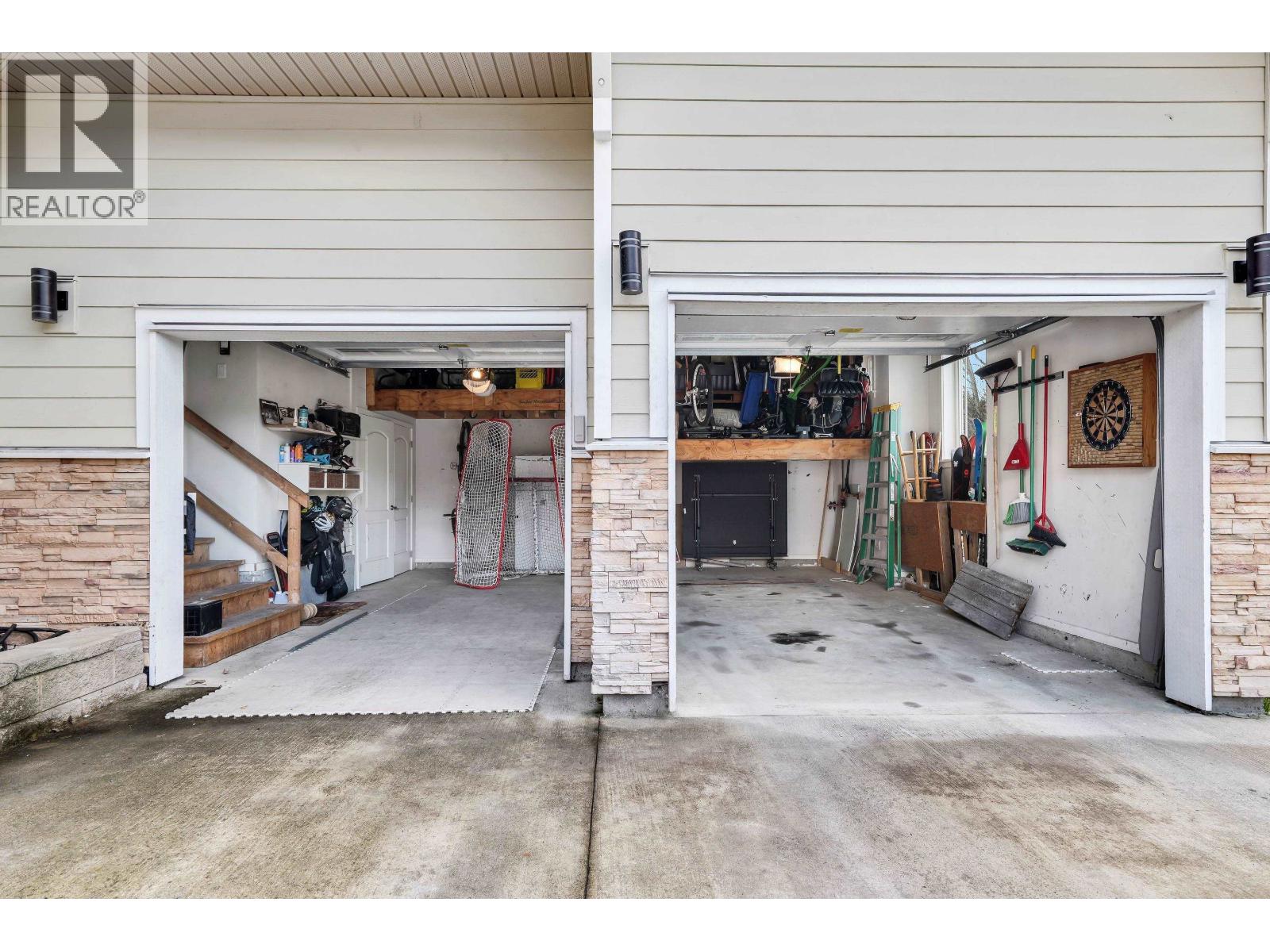 1012 CONDOR PLACE, Squamish