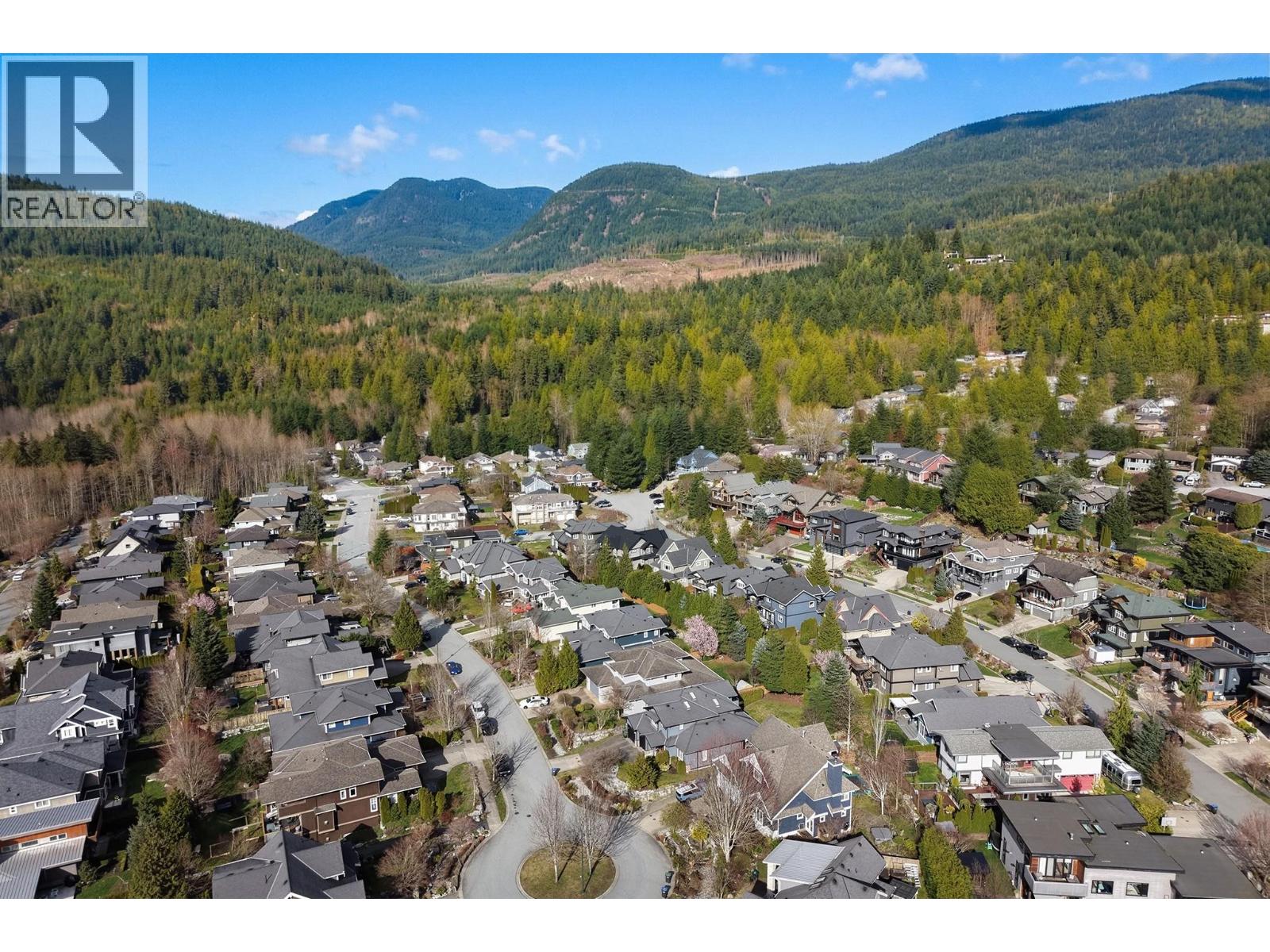 1012 CONDOR PLACE, Squamish