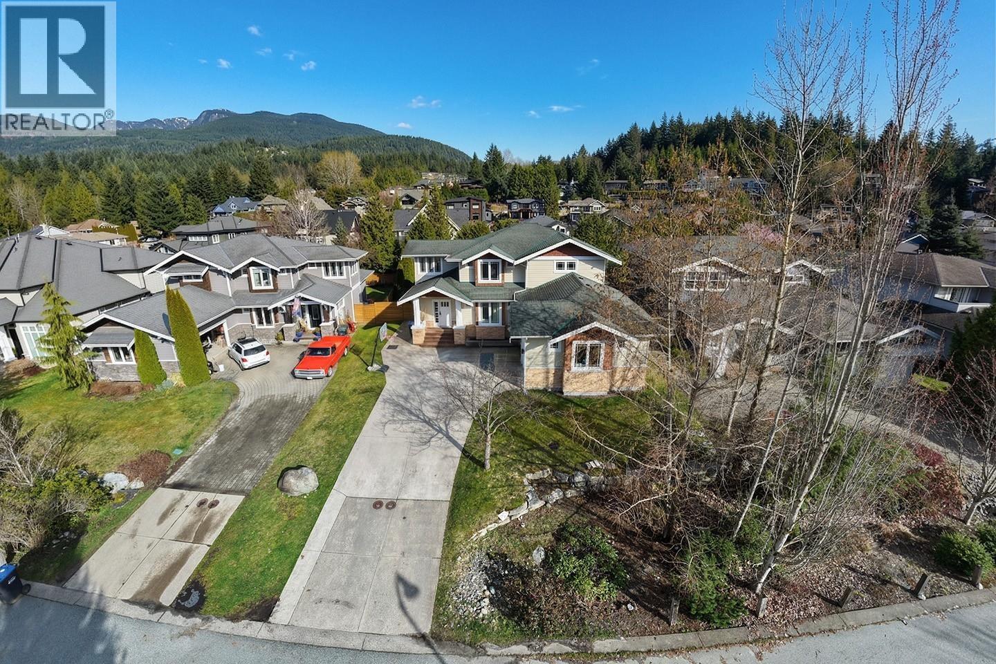 1012 CONDOR PLACE, Squamish