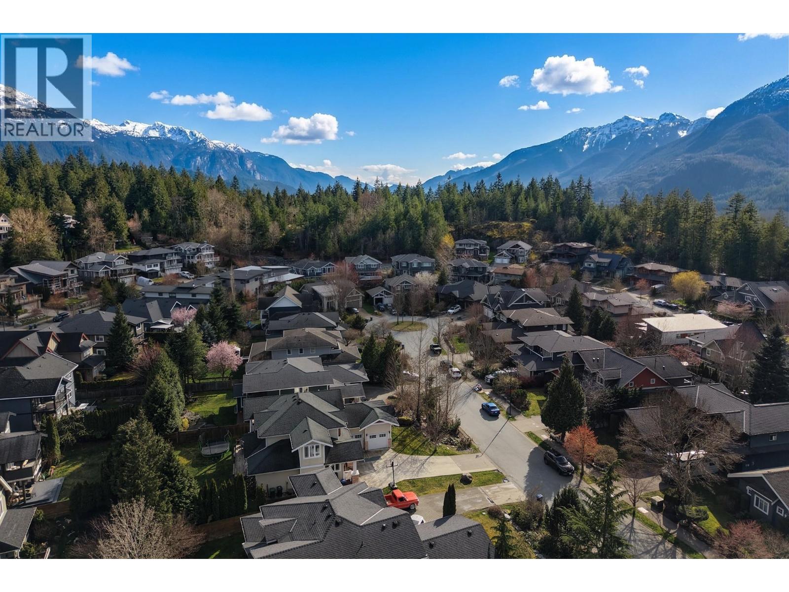 1012 CONDOR PLACE, Squamish