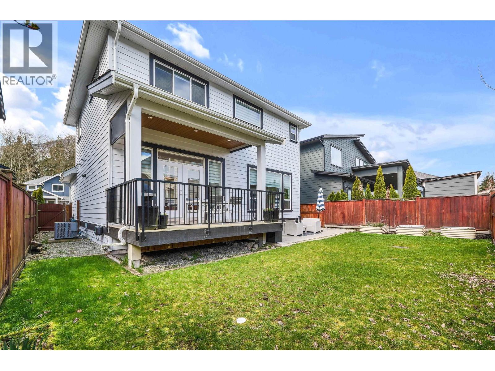 39226 FALCON CRESCENT, Squamish