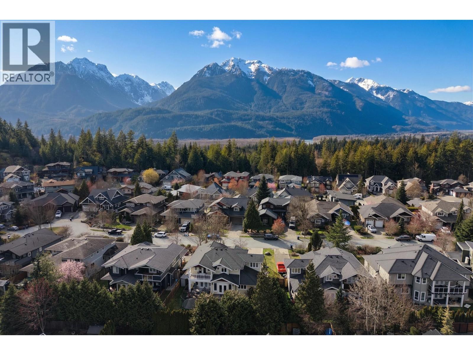 1012 CONDOR PLACE, Squamish