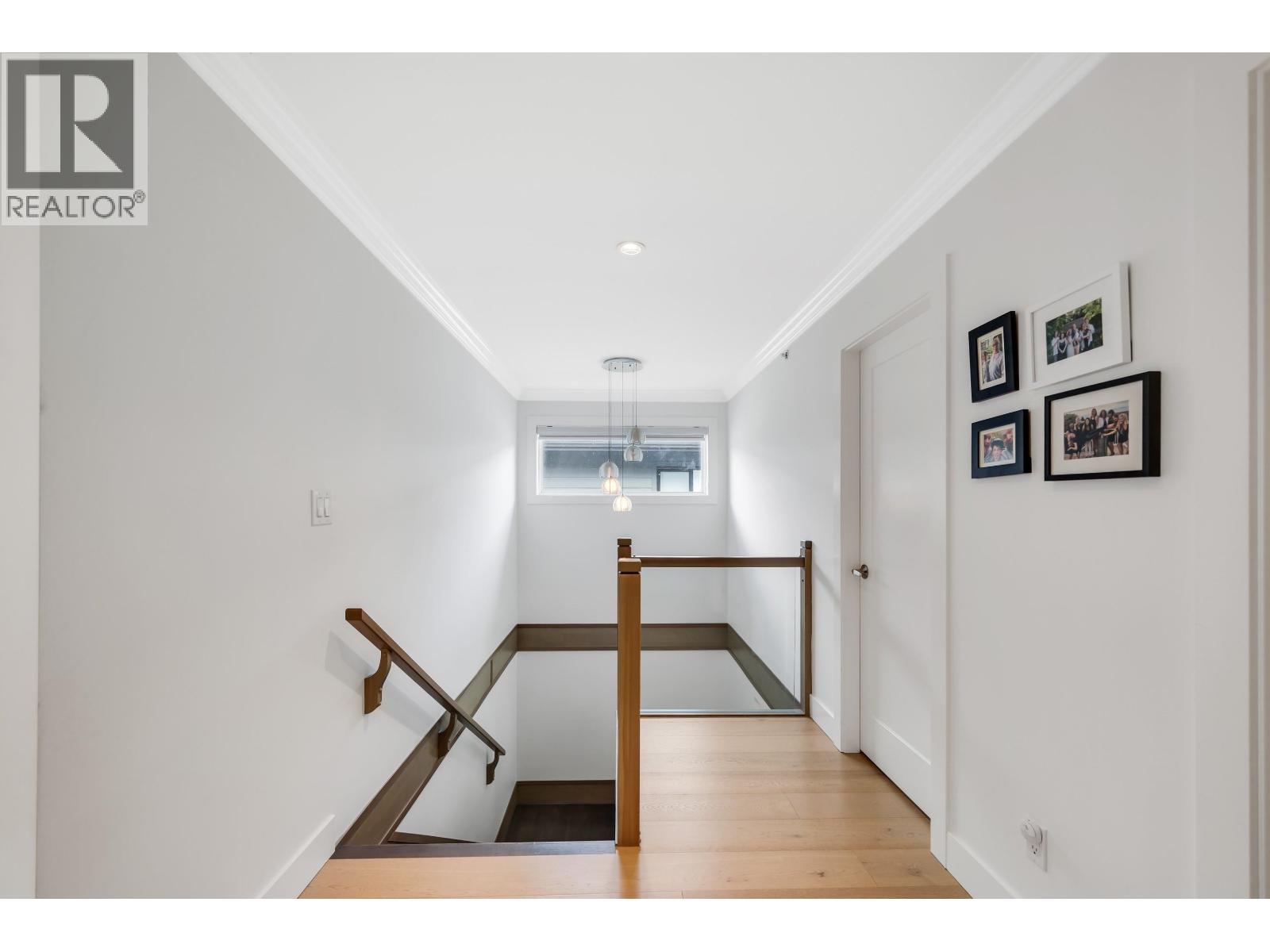 39226 FALCON CRESCENT, Squamish