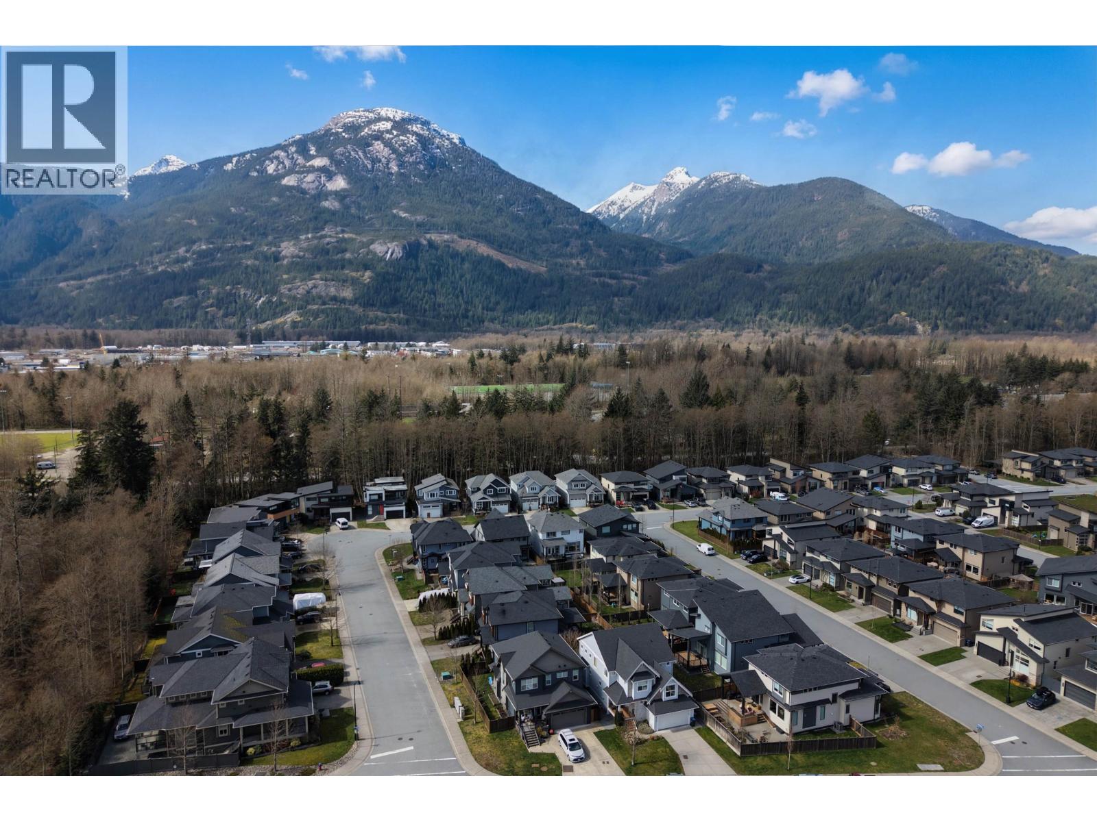 39226 FALCON CRESCENT, Squamish