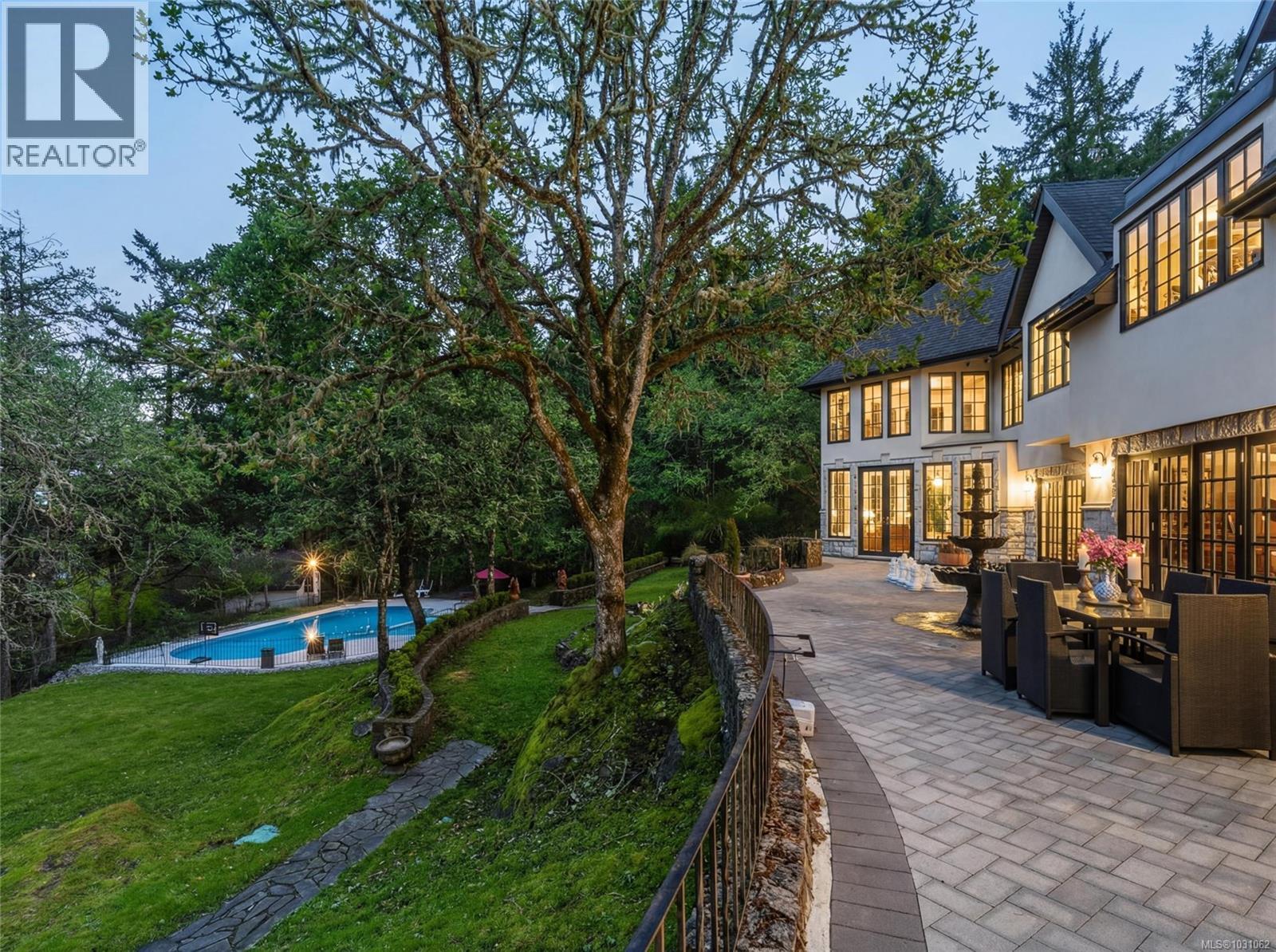 1708 WOODSEND DR - 23