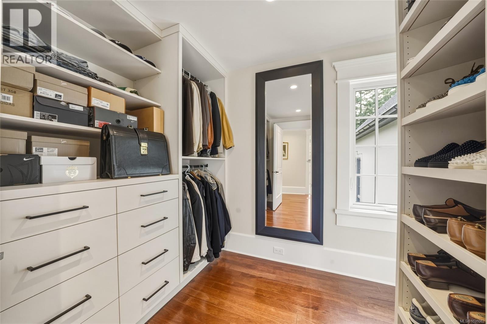 1708 WOODSEND DR - 31