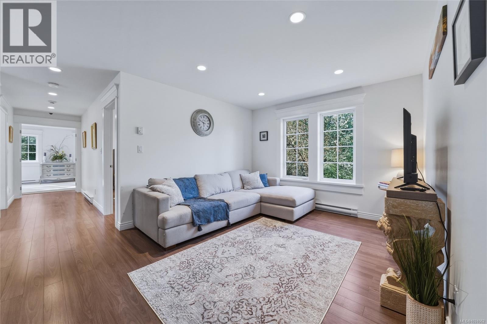 1708 WOODSEND DR - 84