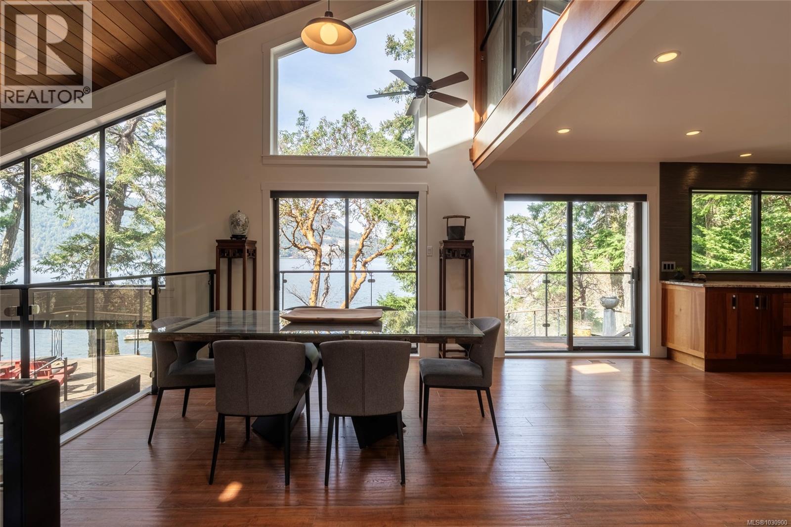 6966 Mark Lane, Central Saanich